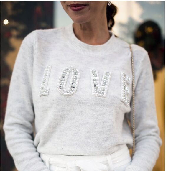 H&M cozy pale gray sweater with sparkly love on front .. really soft! - Picture 9 of 16